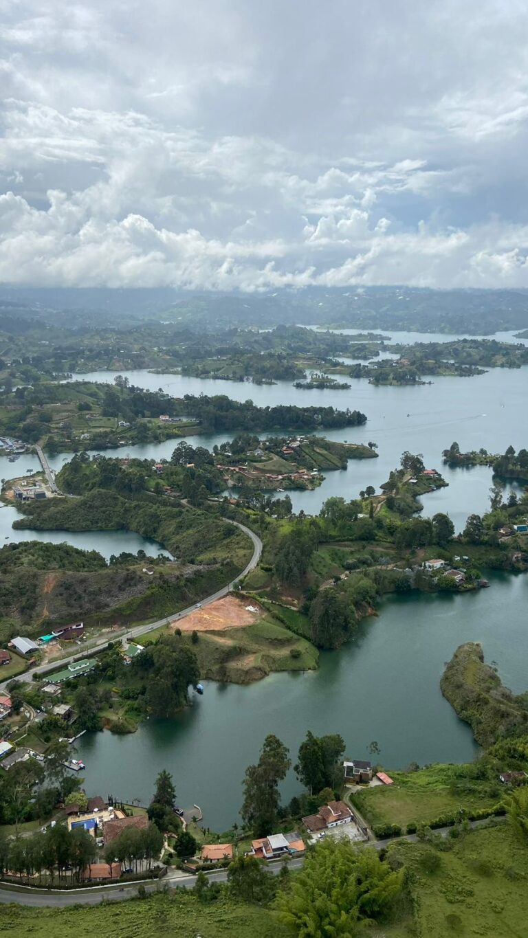 Guatapé Day Trip: The Most Colorful Escape from Medellín